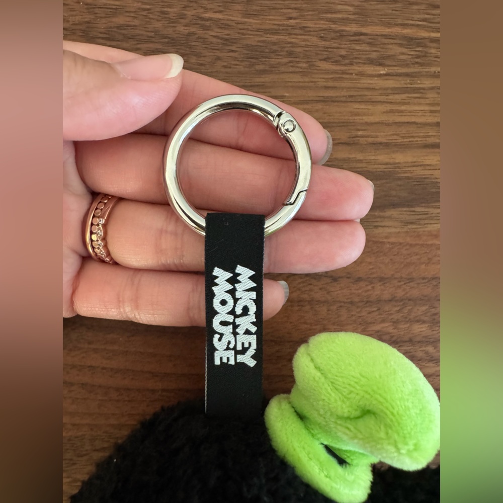 POP MART Mickey Family Cute Together Plush Pendant Goofy - Picture 5 of 10